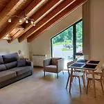 Apartamento Turisticos La Estacion Y Estudio Onís